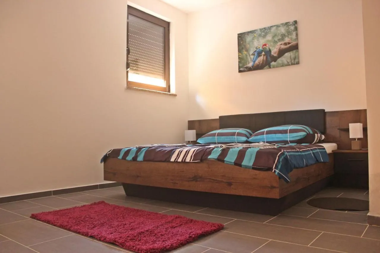 Ferienwohnung Haus Sunset Pomer 0*,  Kroatien